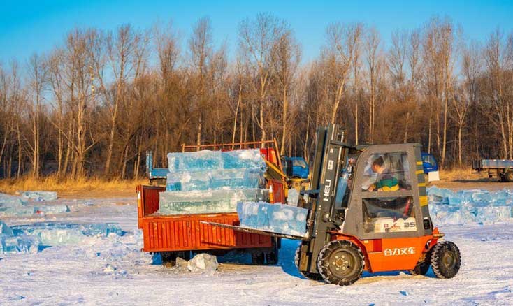 哈爾(er)濱冬季采冰(bing) 采冰工具