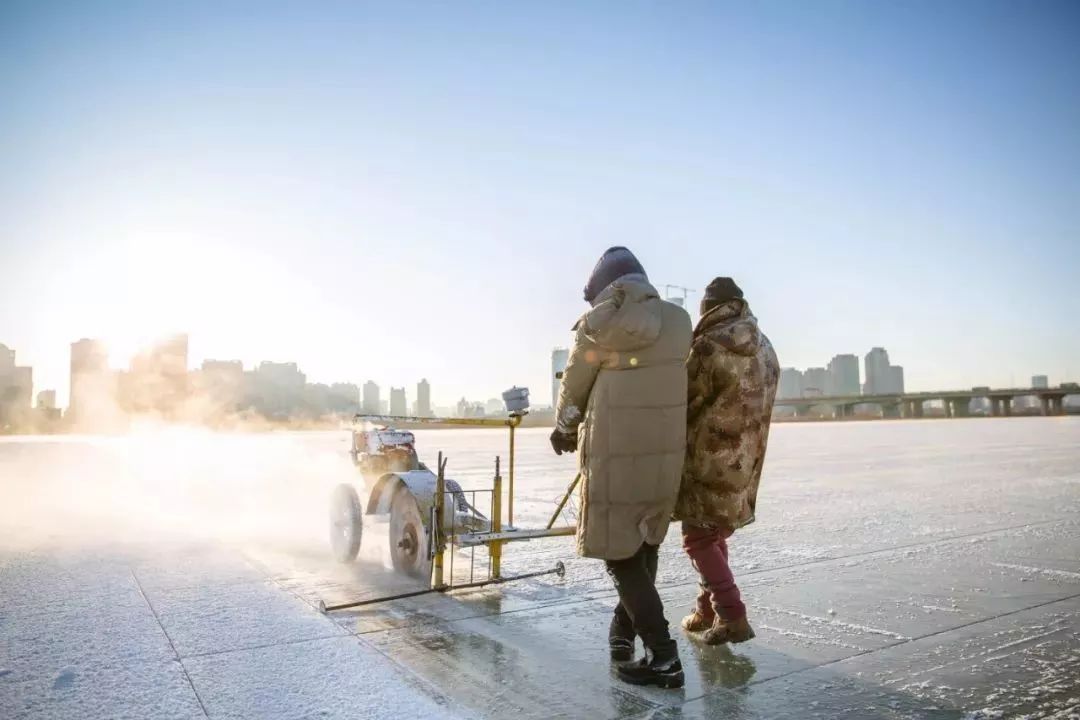 哈爾(er)濱冬季采冰(bing) 采冰工具